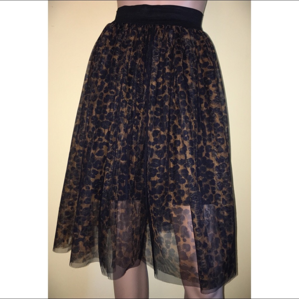 LEOPARD PRINT SKIRT SIZE S